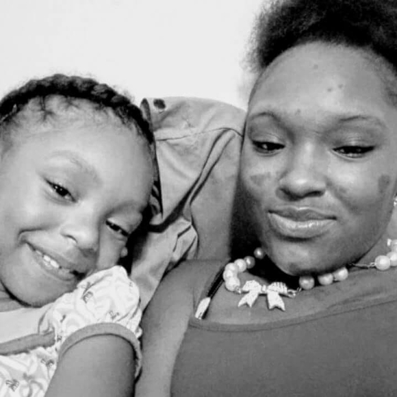 Meet your Posher, Shaniyai - Picture 1 of 1